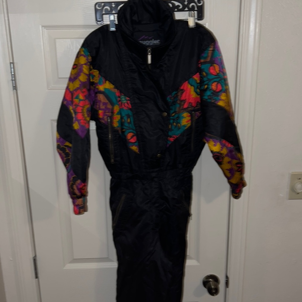 Ski suit